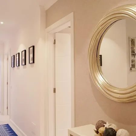 Apartmán Comfortable 2 Bedroom Terrace Apartment Beach & Center 4 Guests *