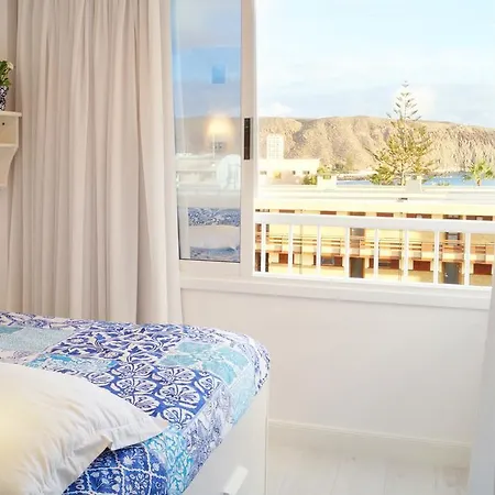 Διαμέρισμα Comfortable 2 Bedroom Terrace Apartment Beach & Center 4 Guests