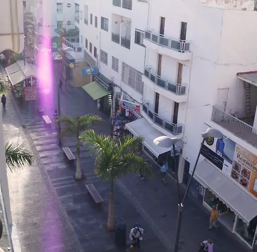 Beach Los Cristianos Sea View Centric أرونا